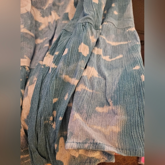 Ivy Textured Tiered Flowy Skirt Tie Dye Cloud Print XS - Picture 8 of 8